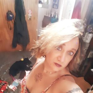 Meet your Posher, Dawn